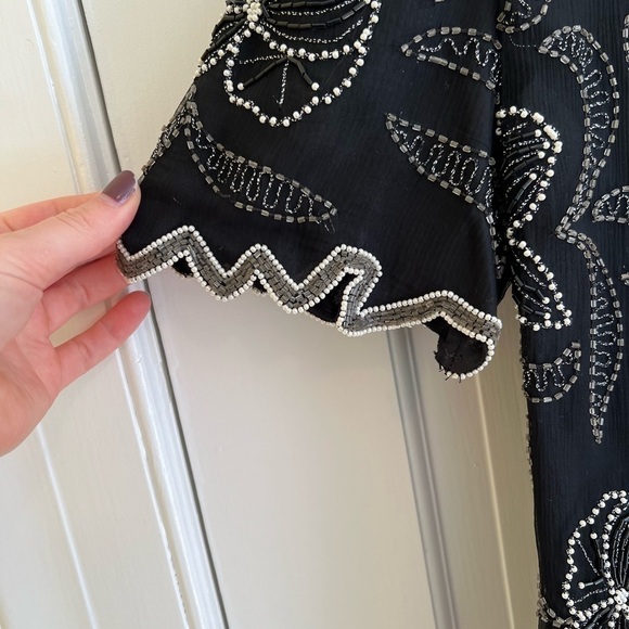 Laurence Kazar Vintage Silk Asymmetrical Beaded Black White Women’s S P Top - Picture 5 of 15